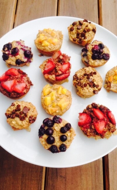 Customizable Baked Oatmeal Cups - A 21 Day Fix, easy breakfast recipe on ConfessionsOfAFitFoodie.com